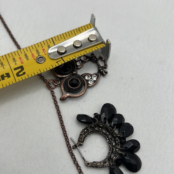 Owl Necklace & Snap Bar Closure Bead Earrings - Picture 14 of 14